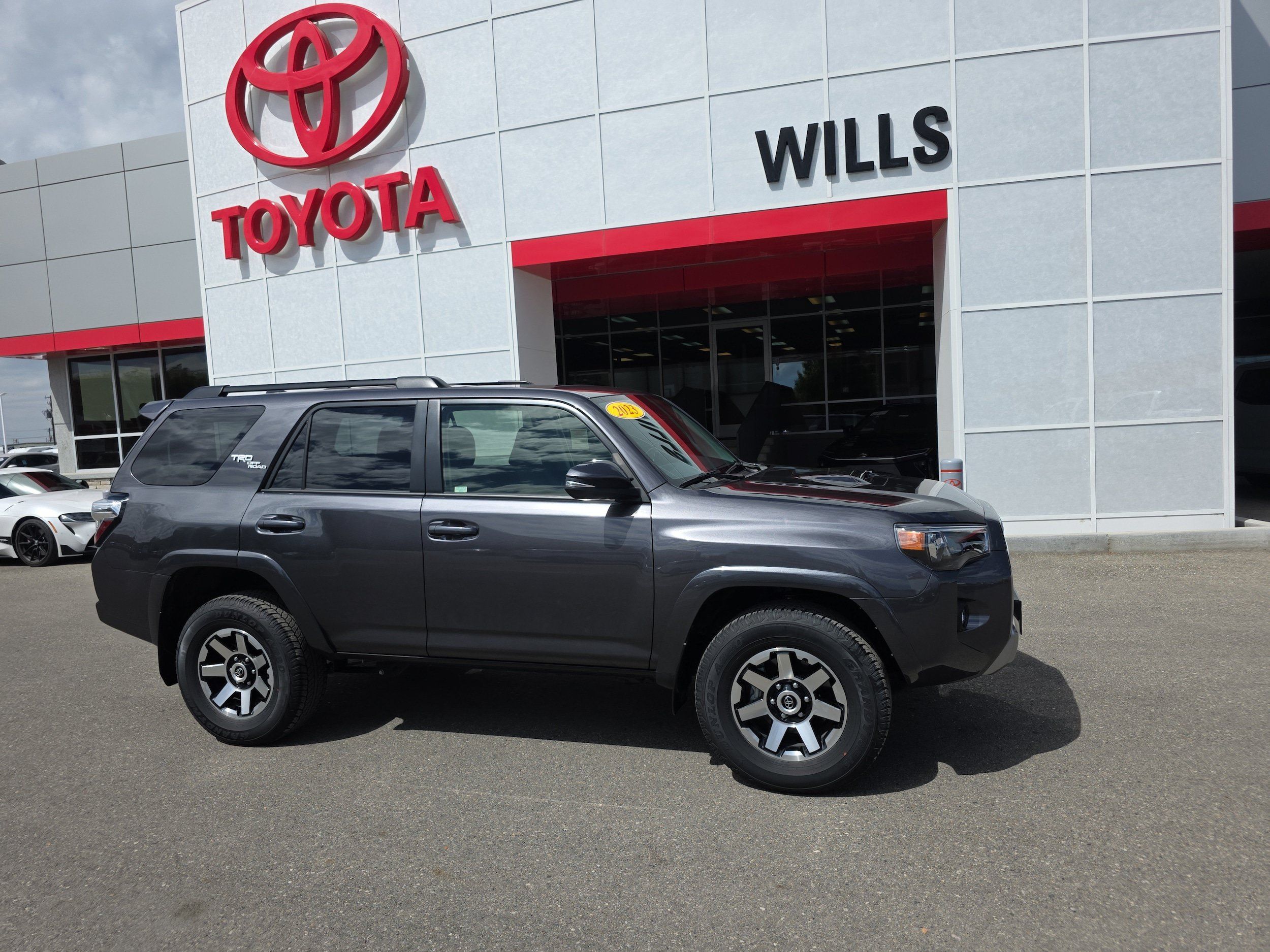 Used 2023 Toyota 4Runner TRD Off-Road Premium w/ Moonroof Package AWD/4WD image 1