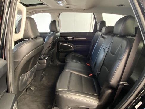 Used 2020 Kia Telluride S w/ S 8 Passenger Seating Package FWD image 20