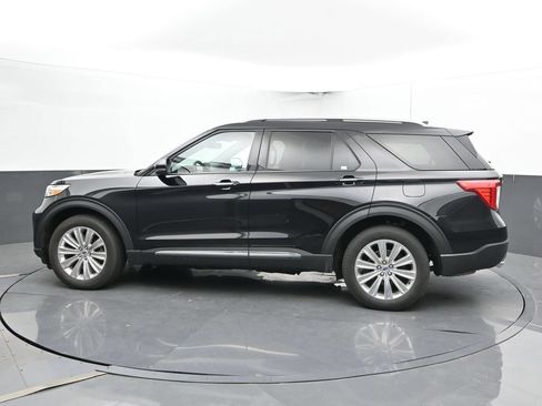 Used 2023 Ford Explorer Limited w/ Limited Technology Package AWD/4WD image 9
