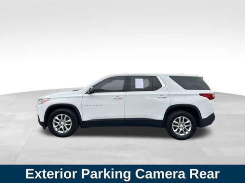 Used 2018 Chevrolet Traverse LS image 2