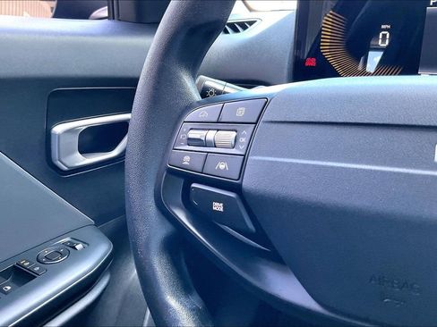 Used 2025 Kia K4 FWD image 8