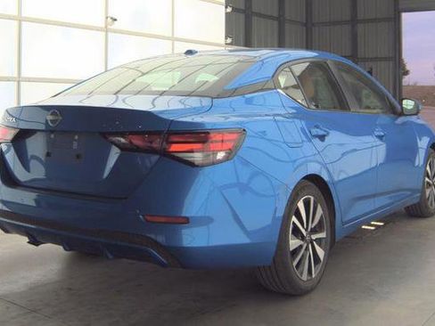 Used 2025 Nissan Sentra SV w/ SV Premium Package image 3