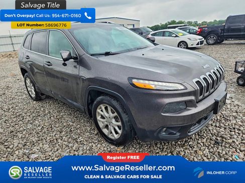 Used 2016 Jeep Cherokee Latitude FWD image 5
