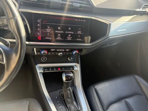 Used 2023 Audi Q3 2.0T Premium image 11