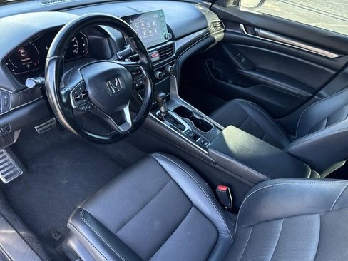Used 2021 Honda Accord Sport image 11