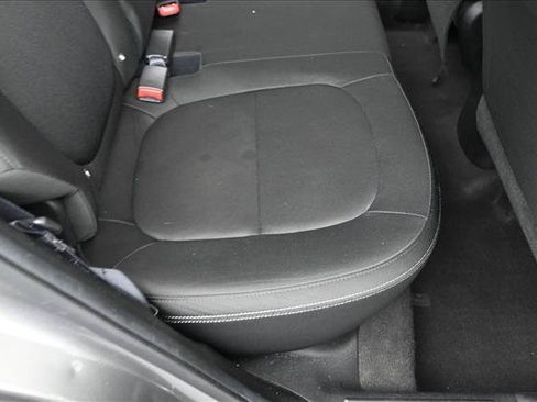 Used 2017 Kia Soul w/ Convenience Package FWD image 25