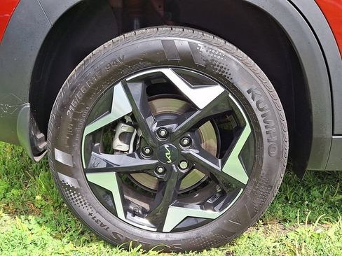 Certified 2026 Kia Seltos S AWD/4WD image 8