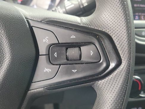 Used 2022 Chevrolet TrailBlazer LT FWD image 27