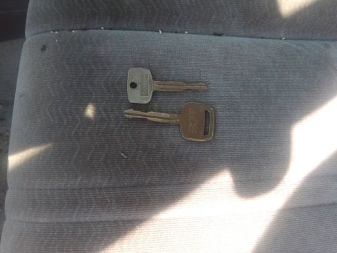 Used 1998 Toyota Camry LE FWD image 47