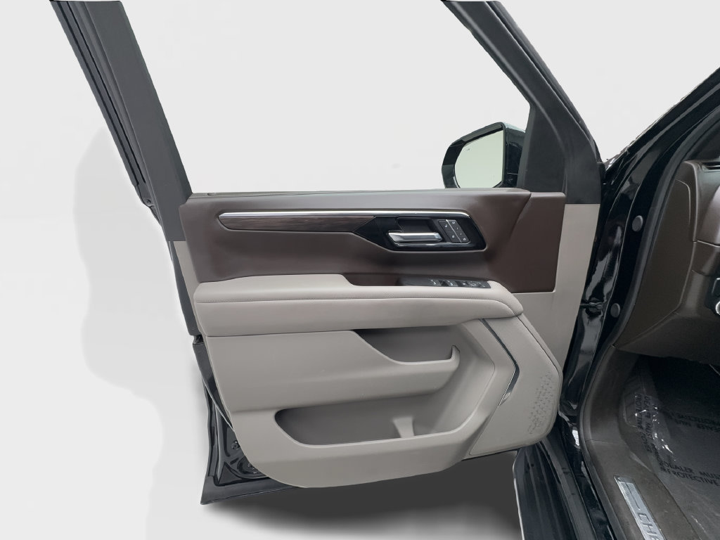 Used 2025 Chevrolet Tahoe LT RWD image 25