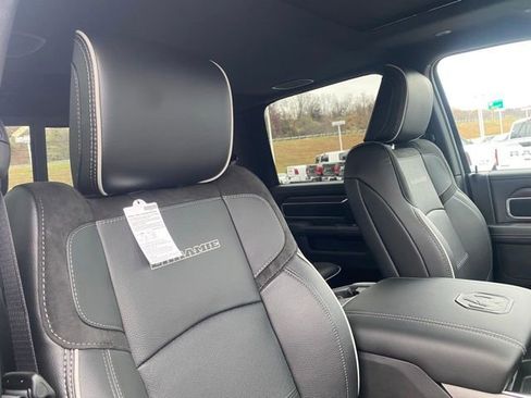 New 2026 RAM 2500 Laramie w/ Night Edition image 31