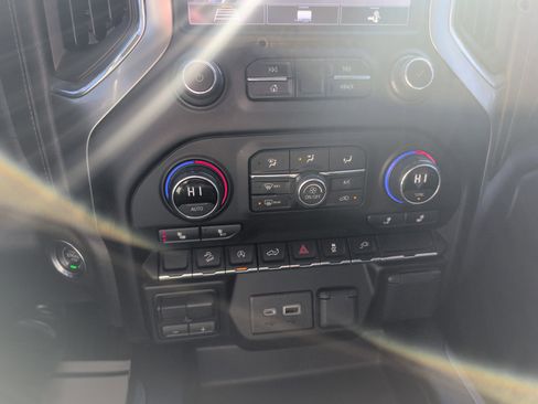 Used 2020 Chevrolet Silverado 1500 LT Trail Boss image 24