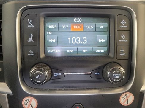 Used 2016 RAM 1500 Classic SLT image 25