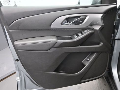 Certified 2023 Chevrolet Traverse LT image 12