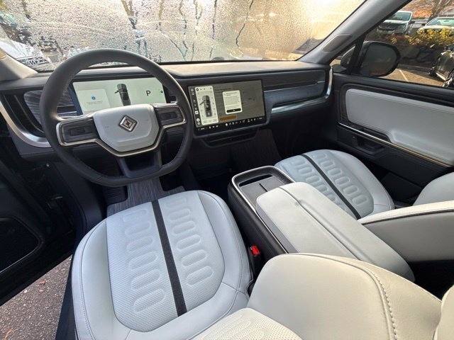 Used 2026 Rivian R1T Adventure Dual AWD/4WD image 8