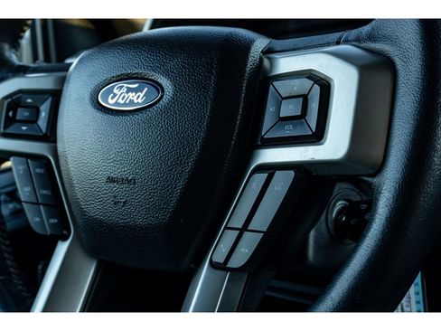 Used 2022 Ford F250 Lariat w/ Tremor Off-Road Package image 25