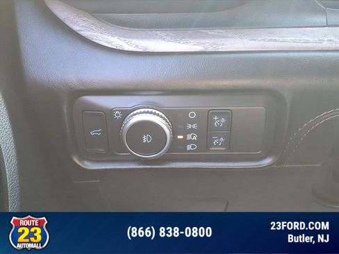 Certified 2022 Ford Explorer Platinum w/ Equipment Group 601A image 13