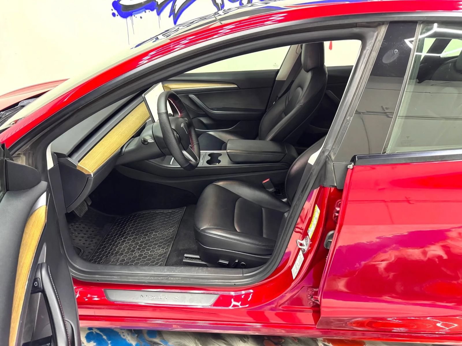 Used 2022 Tesla Model 3 Long Range AWD/4WD image 9