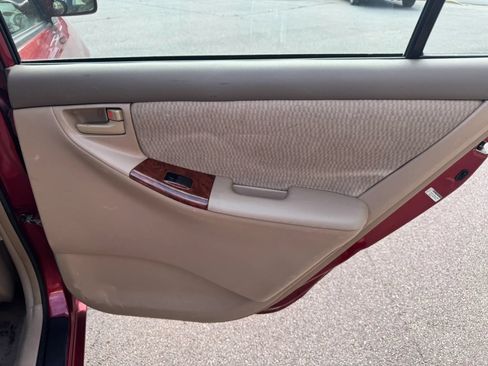 Used 2007 Toyota Corolla LE FWD image 20