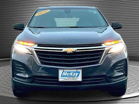 Used 2022 Chevrolet Equinox LS image 2