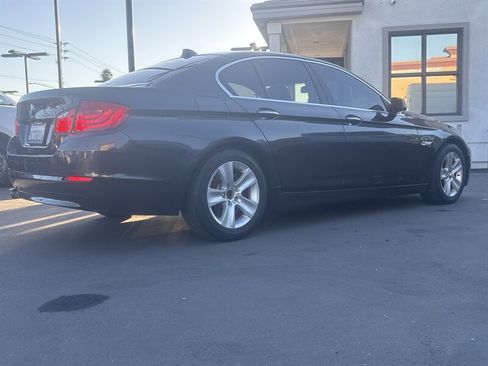 Used 2012 BMW 528i Sedan image 9