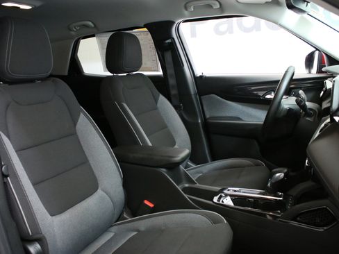 Used 2024 Chevrolet TrailBlazer LT w/ Convenience Package FWD image 30