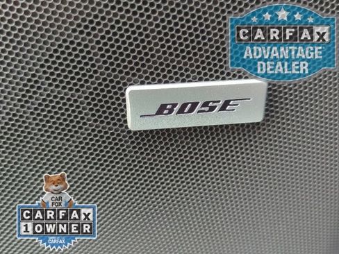 Used 2024 Chevrolet Suburban Premier image 15