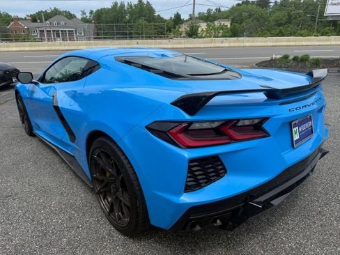Used 2023 Chevrolet Corvette Stingray Preferred Cpe w/ Z51 Performance Package RWD image 2