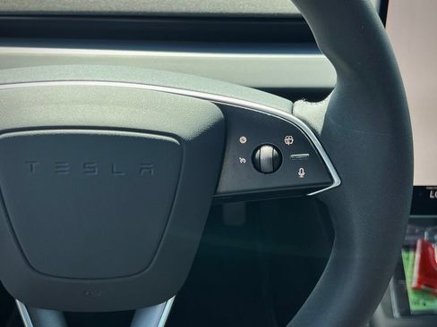 Used 2024 Tesla Model 3 Long Range AWD/4WD image 40