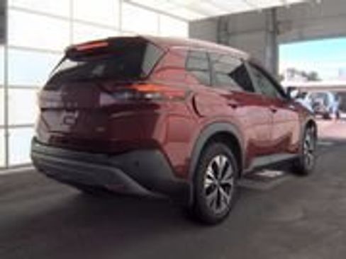 Used 2023 Nissan Rogue SV w/ SV Premium B Package FWD image 4