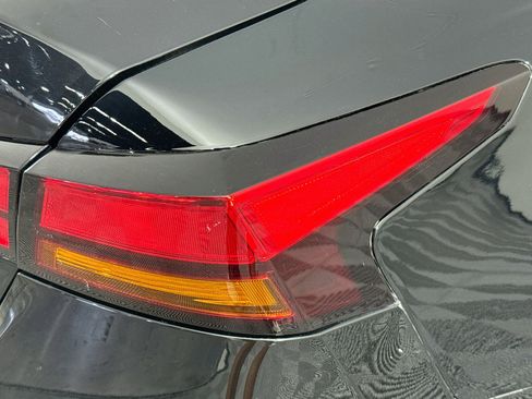 Used 2023 Nissan Altima 2.5 SV FWD image 32
