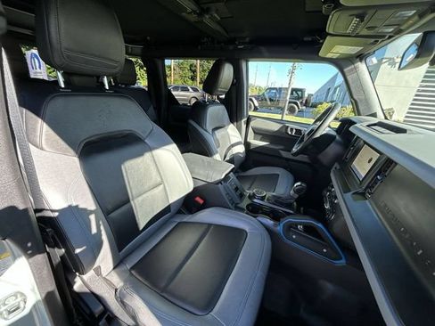 Used 2023 Ford Bronco Black Diamond AWD/4WD image 24