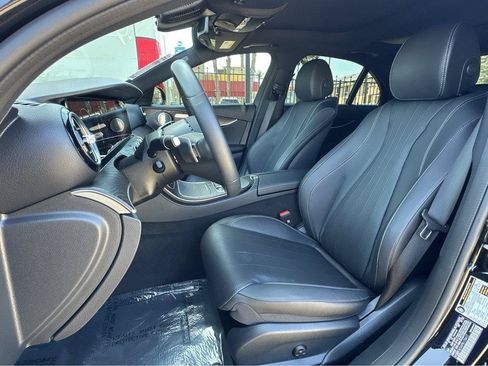 Used 2023 Mercedes-Benz E 350 4MATIC Sedan image 8