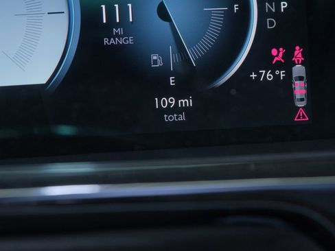 Used 2026 Rolls-Royce Phantom Sedan image 94