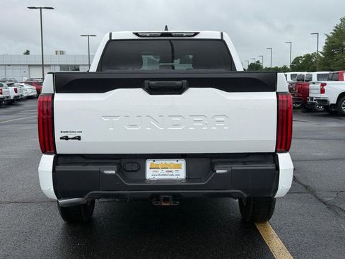 Used 2024 Toyota Tundra SR5 w/ SR5 Convenience Package AWD/4WD image 4