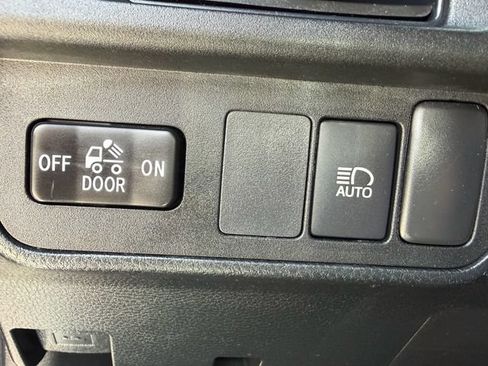 Used 2019 Toyota Tacoma SR w/ SR Convenience Package RWD image 19