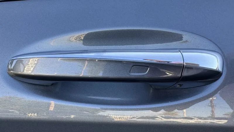 Used 2020 Mercedes-Benz C 300 Sedan image 12