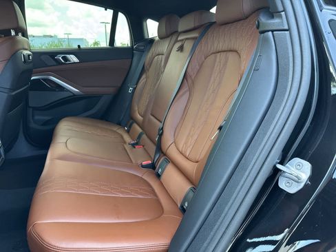 Used 2026 BMW X6 xDrive40i AWD/4WD image 18