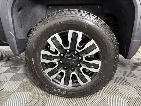 New 2026 GMC Sierra 2500 Denali Ultimate AWD/4WD image 19