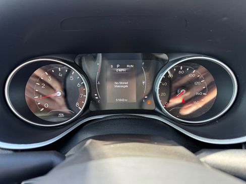Used 2020 Jeep Compass Latitude FWD image 11