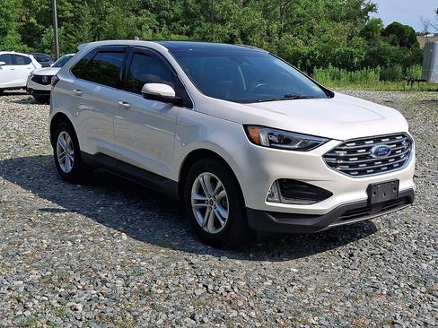 Used 2019 Ford Edge SEL w/ Equipment Group 201A AWD/4WD image 3