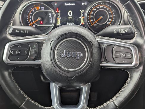 Used 2021 Jeep Wrangler Unlimited Sahara AWD/4WD image 25