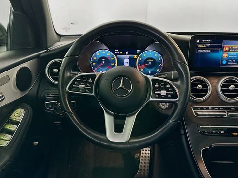 Used 2022 Mercedes-Benz GLC 300 image 18