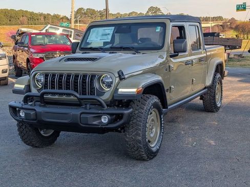 New 2026 Jeep Gladiator Sport image 4