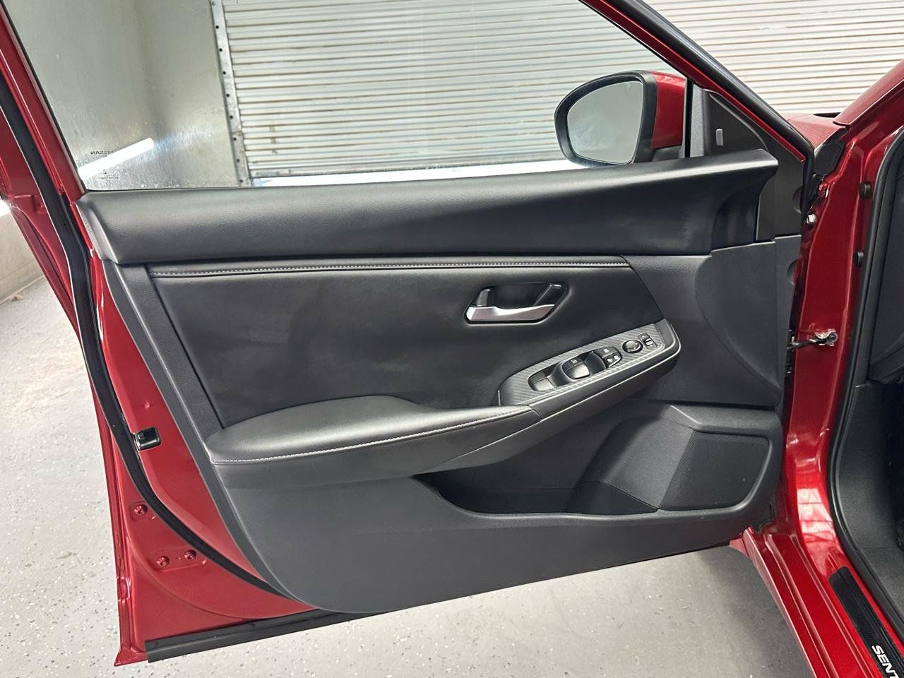 Used 2025 Nissan Sentra SV w/ Trunk Package FWD image 15