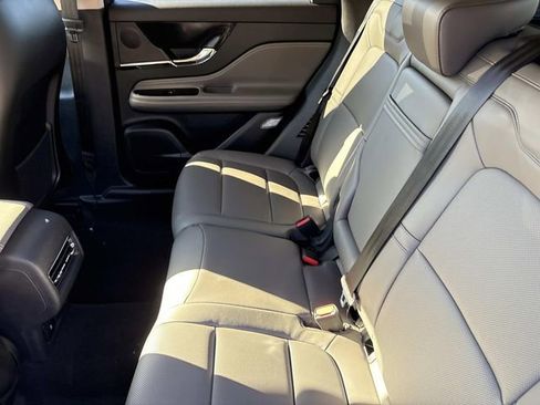 New 2026 Lincoln Corsair Premiere FWD image 18
