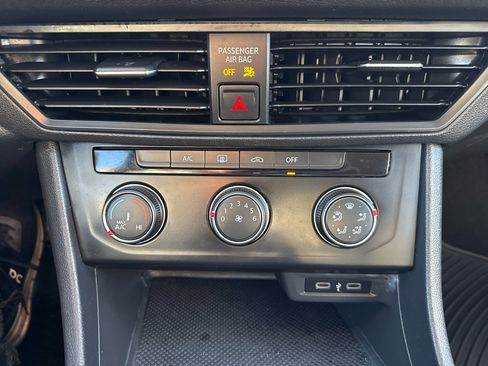 Used 2021 Volkswagen Jetta S image 21