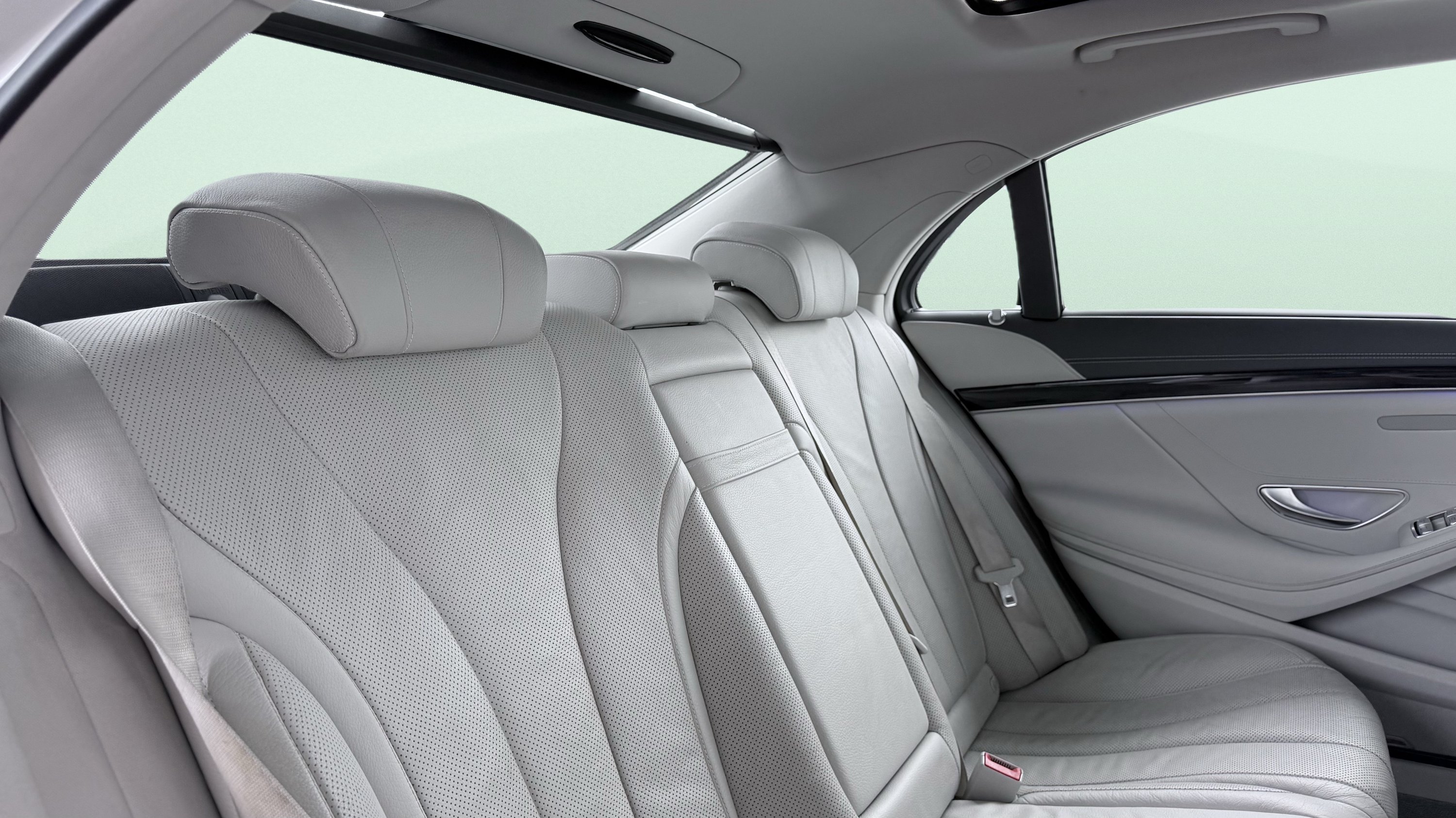 Used 2017 Mercedes-Benz S 550e image 14