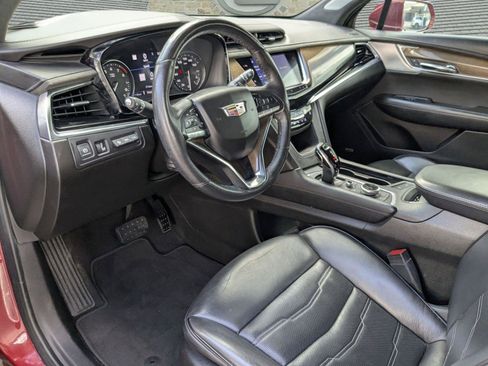 Used 2020 Cadillac XT6 FWD image 6