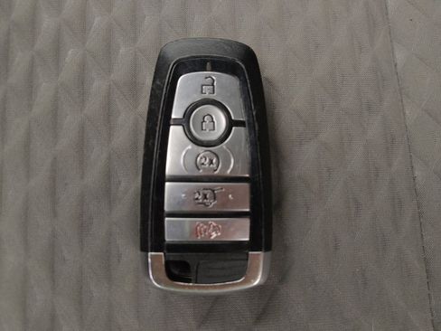 Used 2021 Ford Escape SE w/ Convenience Package image 32